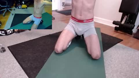 Snapshot of luvshonitoff chatting on February 12, 8:40 pm Jim Bo online show from February 12, 8:40 pm