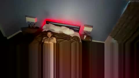 luvvlee online show from April 8, 11:08 pm