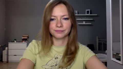 Millie online show from November 22, 3:43 pm