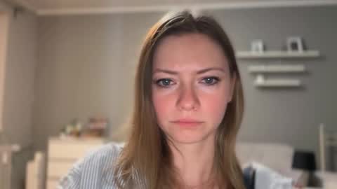 Millie online show from April 27, 9:12 pm