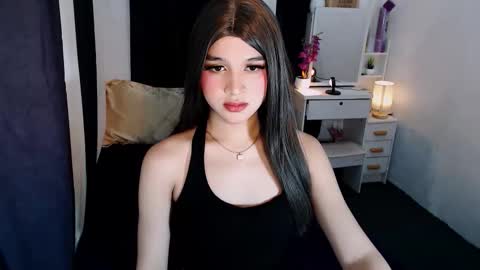 queen lux online show from October 27, 3:56 pm