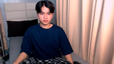 queen lux online show from March 8, 8:57 pm