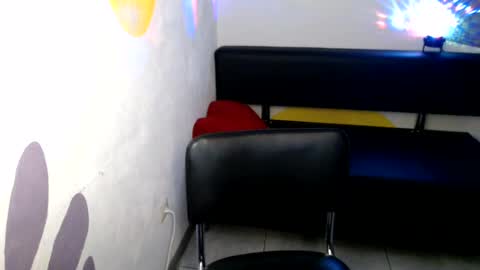 Donna online show from July 28, 8:52 pm
