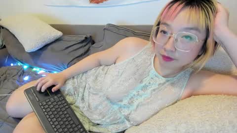 LuxGray online show from December 25, 3:18 am