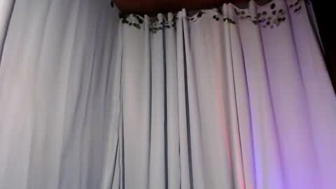 luxirfy online show from August 2, 7:26 pm