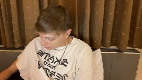 bobby online show from April 3, 11:11 pm