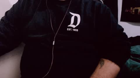 Snapshot of lvcifer_ chatting on January 23, 8:36 am ayoo online show from January 23, 8:36 am