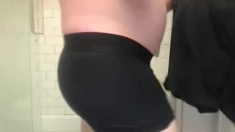 lvguynextdoor440656 online show from June 9, 3:17 am