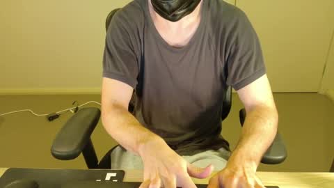 lxgxnd99 online show from May 23, 1:51 pm