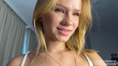 lxsundolyxl_ online show from March 26, 4:18 am