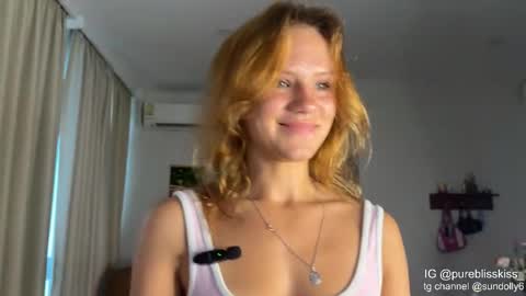 lxsundolyxl_ online show from February 20, 4:45 am