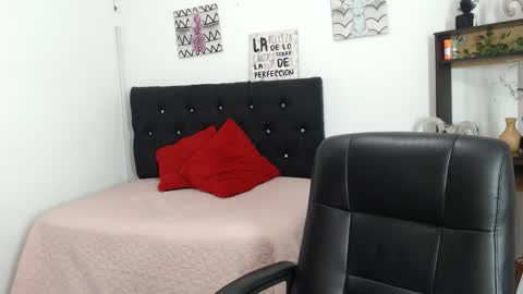 lyam_ebony online show from February 6, 9:39 pm