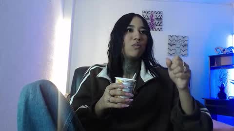 lyam_ebony online show from November 27, 4:09 am