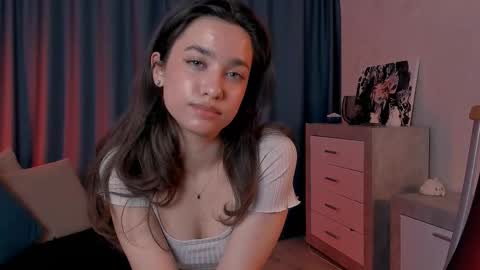 Snapshot of lyanna_tale chatting on October 13, 9:17 pm Lyanna online show from October 13, 9:17 pm