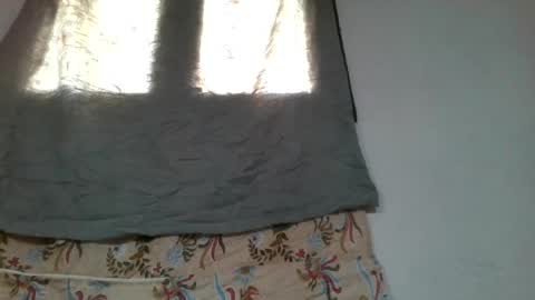 lydie856696 online show from July 28, 12:59 pm