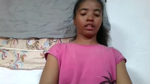 lydie856696 online show from July 28, 2:13 pm