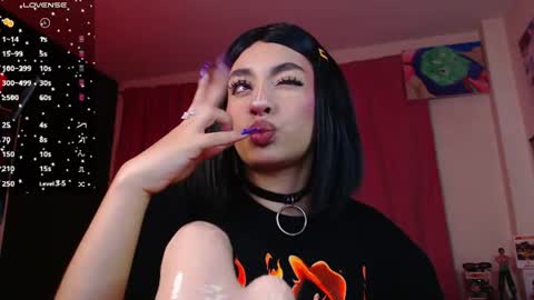 lyli3_4 online show from June 26, 7:36 am