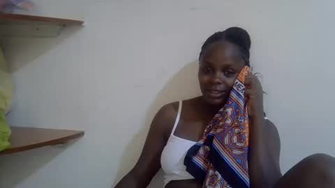 lyn_anna online show from February 11, 12:09 pm