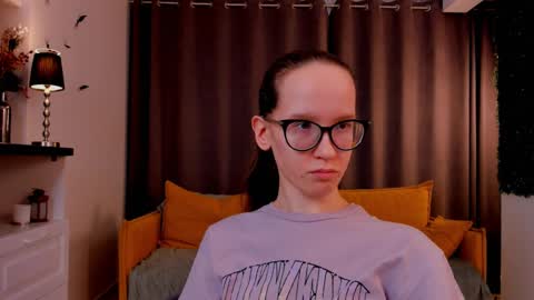 Snapshot of lynettebails chatting on February 20, 4:25 pm Sara online show from February 20, 4:25 pm