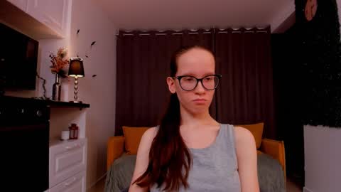 Snapshot of lynettebails chatting on February 27, 7:26 pm Sara online show from February 27, 7:26 pm