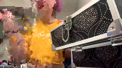 Lynn  online show from December 14, 9:32 pm