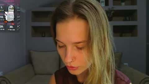 Lynn online show from October 14, 5:27 pm