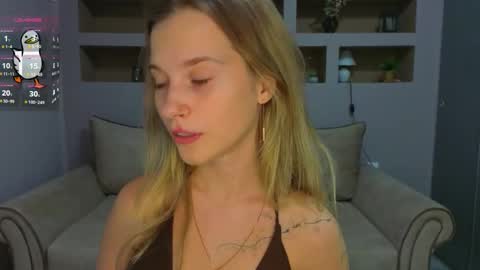 Lynn online show from September 14, 4:30 pm