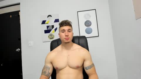 Lyonel online show from December 31, 3:34 am