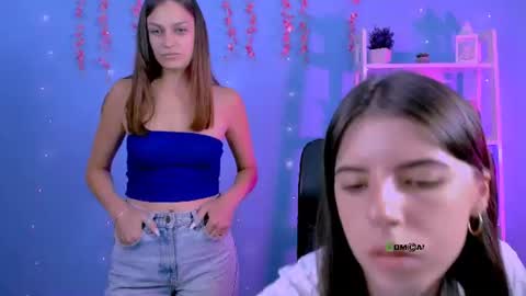 lyra_desire online show from July 30, 9:10 am