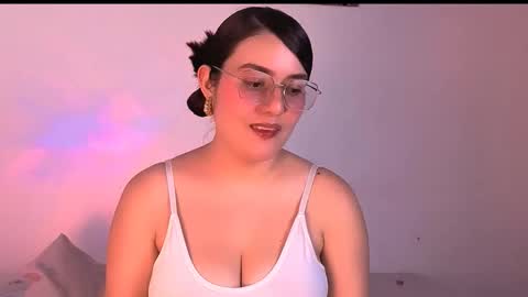 Lyra Carter online show from January 17, 5:50 am