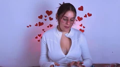 Lyra Carter online show from February 20, 6:26 am