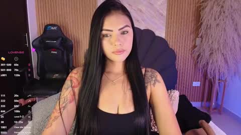Snapshot of lys_with chatting on October 22, 3:53 am VIVIANA online show from October 22, 3:53 am