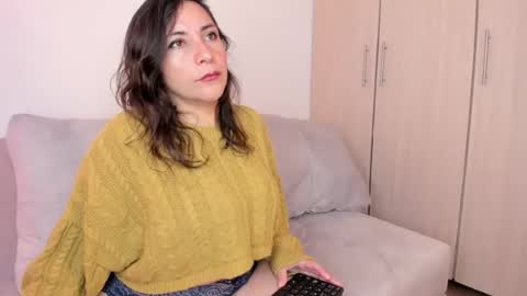 mabelt online show from July 12, 12:52 pm