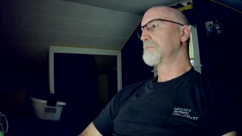 mac8181 online show from August 8, 10:03 am