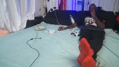 Mac Troy online show from November 5, 6:21 pm