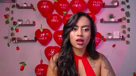 Snapshot of macey_hairy chatting on February 14, 11:42 pm Macey Elliot Modelo Independiente online show from February 14, 11:42 pm