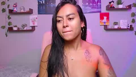 Snapshot of macey_hairy chatting on February 11, 11:31 am Macey Elliot Modelo Independiente online show from February 11, 11:31 am