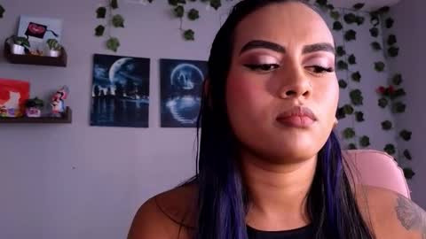 Snapshot of macey_hairy chatting on October 17, 7:18 pm Macey Elliot Modelo Independiente online show from October 17, 7:18 pm