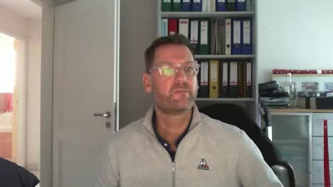 Snapshot of macfly67 chatting on December 27, 10:55 am macfly67 online show from December 27, 10:55 am