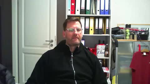 Snapshot of macfly67 chatting on January 23, 7:07 pm macfly67 online show from January 23, 7:07 pm