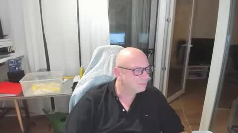 Andy online show from February 3, 5:50 pm