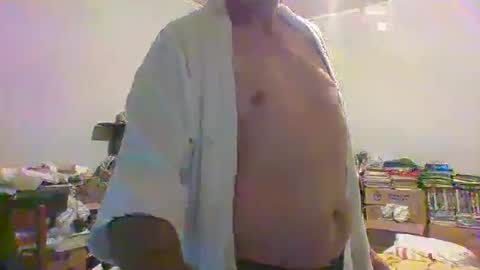 MACHOLIVRE online show from November 1, 8:13 am