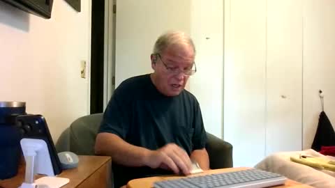 mackdocc001 online show from June 1, 3:35 pm