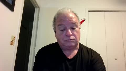 mackdocc001 online show from November 5, 7:38 pm