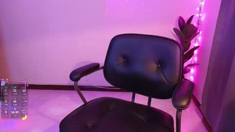 Madame La online show from January 11, 2:39 am