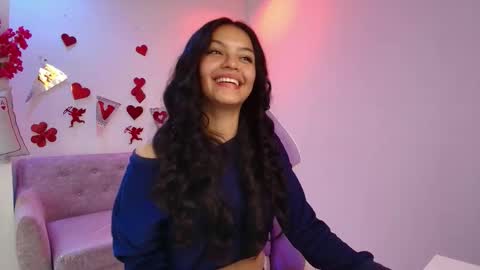 maddie_t18 online show from February 11, 11:36 am