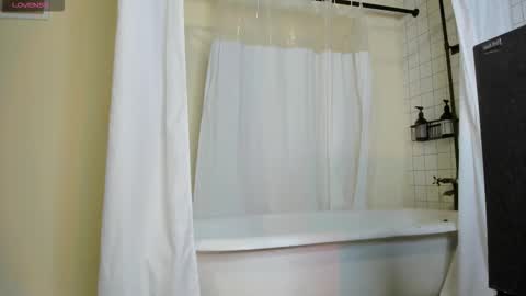 Maddy3 online show from January 18, 11:47 pm