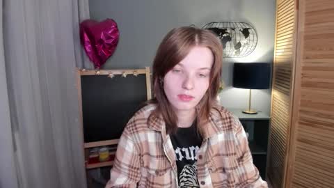 madelaines online show from October 17, 11:25 am