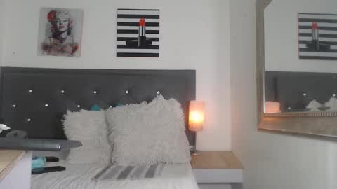 madison__love_ online show from December 18, 7:42 pm