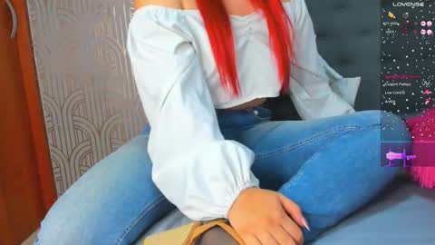 Snapshot of madison_milan chatting on October 22, 11:17 pm online show from October 22, 11:17 pm